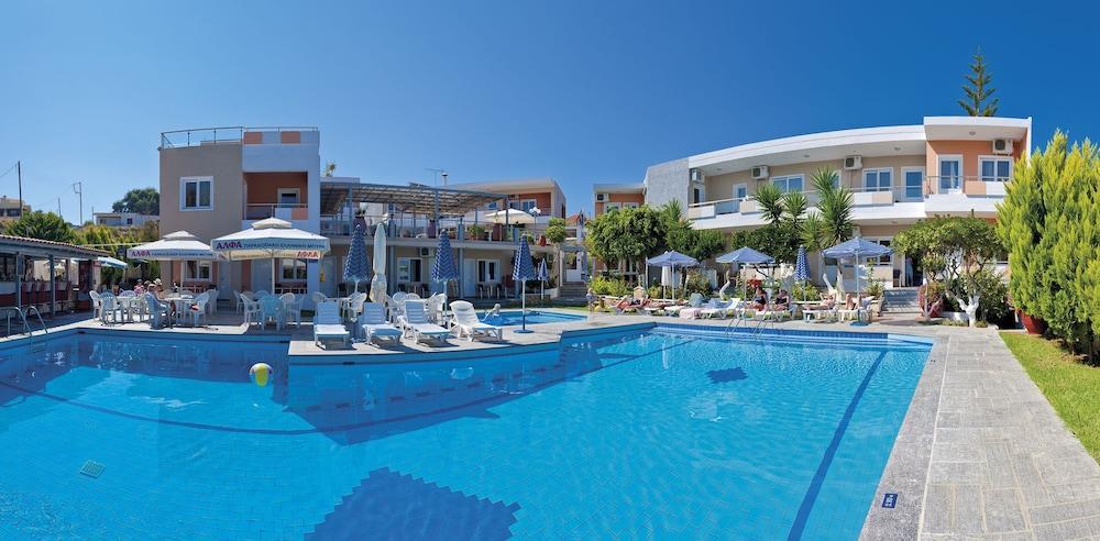 Hotel Koukouras Σταλός Εξωτερικό φωτογραφία