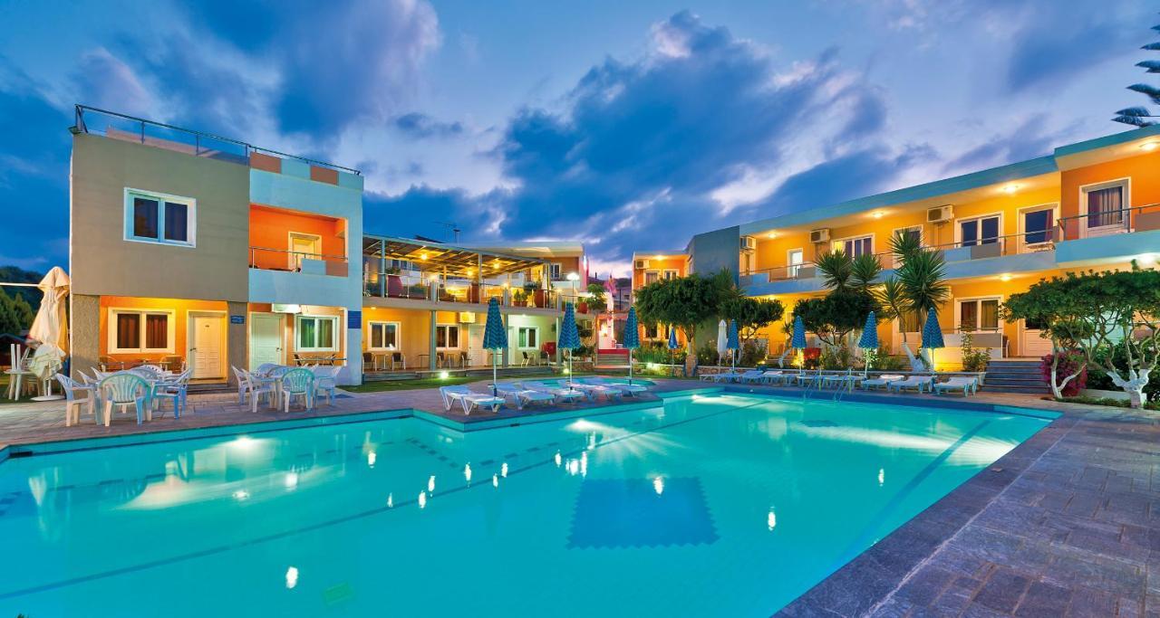 Hotel Koukouras Σταλός Εξωτερικό φωτογραφία