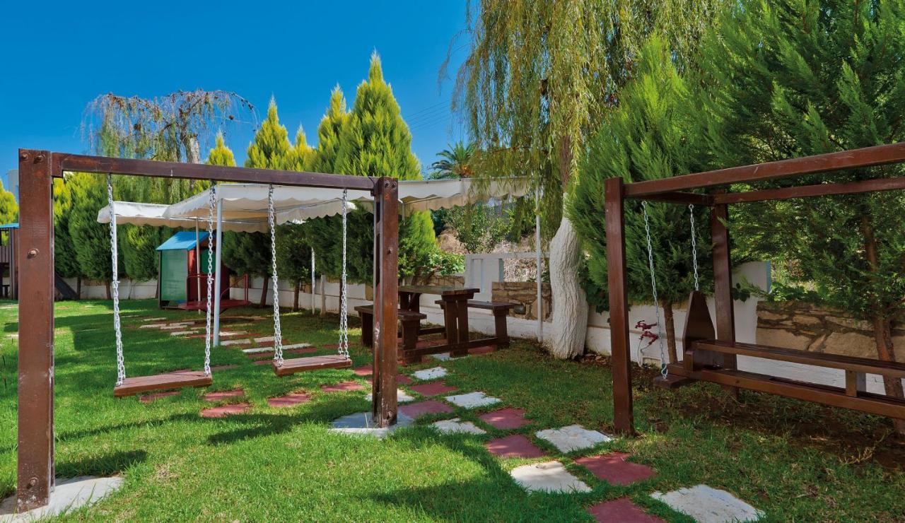 Hotel Koukouras Σταλός Εξωτερικό φωτογραφία