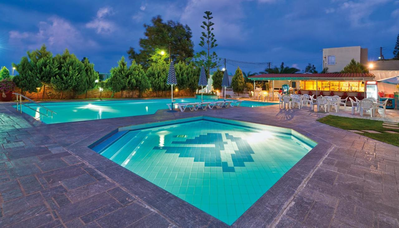 Hotel Koukouras Σταλός Εξωτερικό φωτογραφία