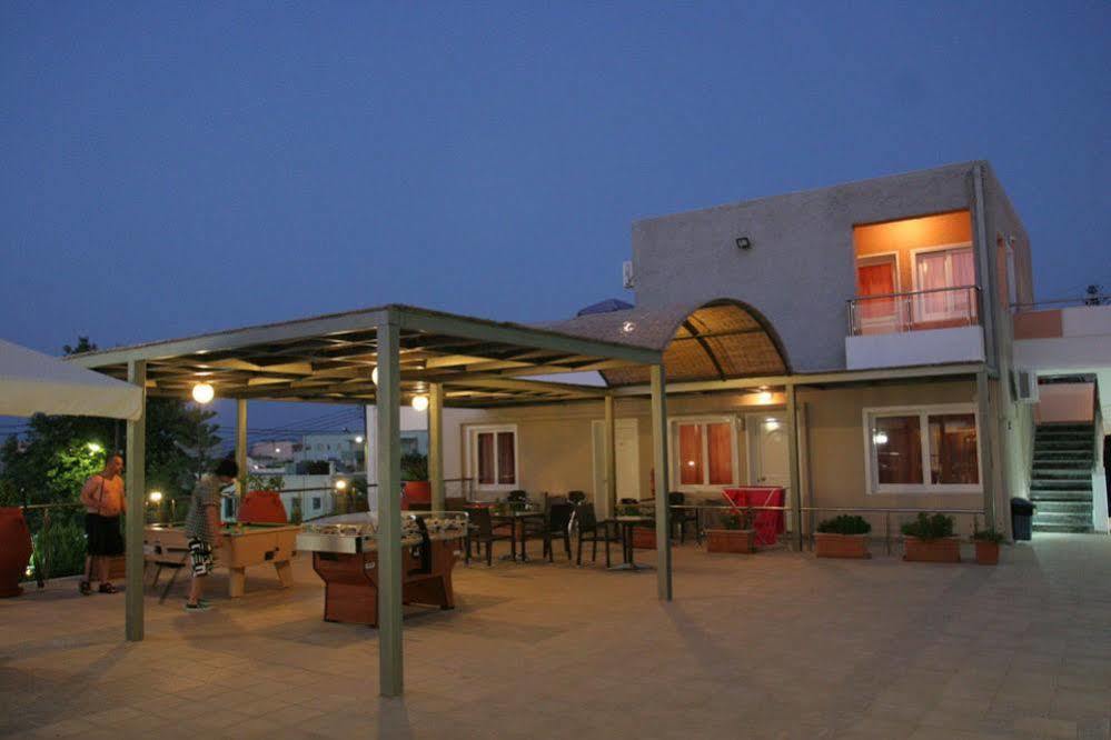 Hotel Koukouras Σταλός Εξωτερικό φωτογραφία